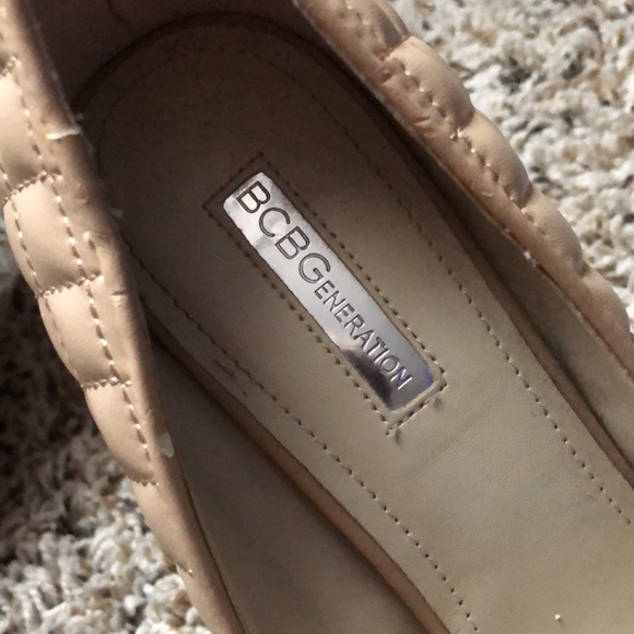 BCBG Pumps - Picture 2 of 5